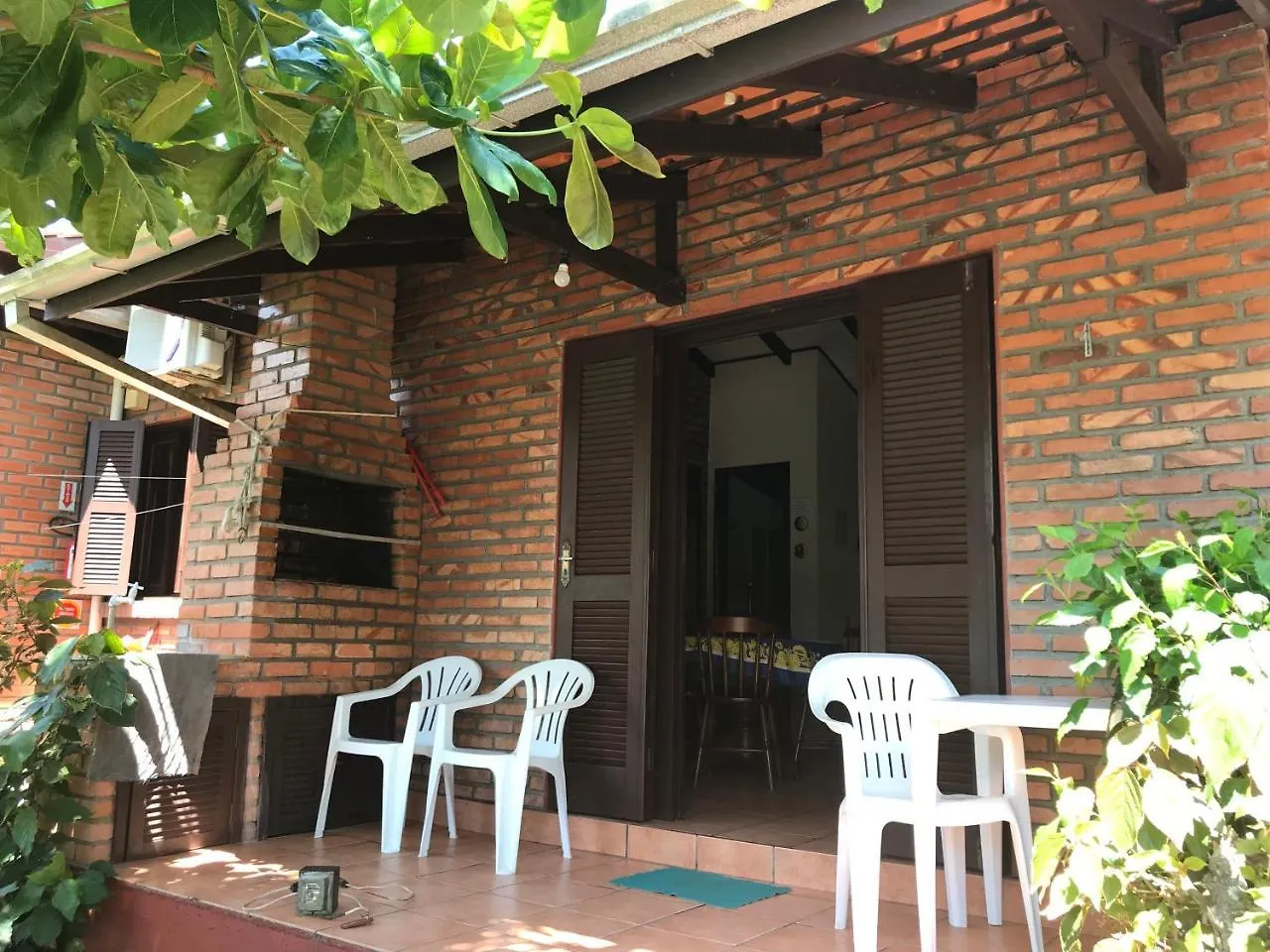 Pousada E Residencial Canto Verde...A Uma Quadra Da Melhor Praia... Bombinhas 0*,  Brasilien